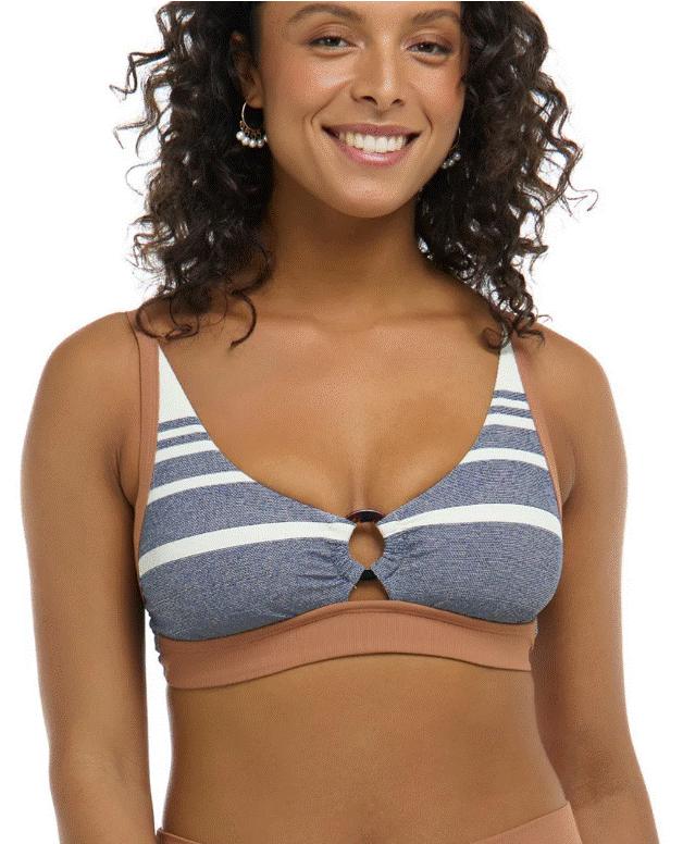 Skye Cape Cod Carolyn